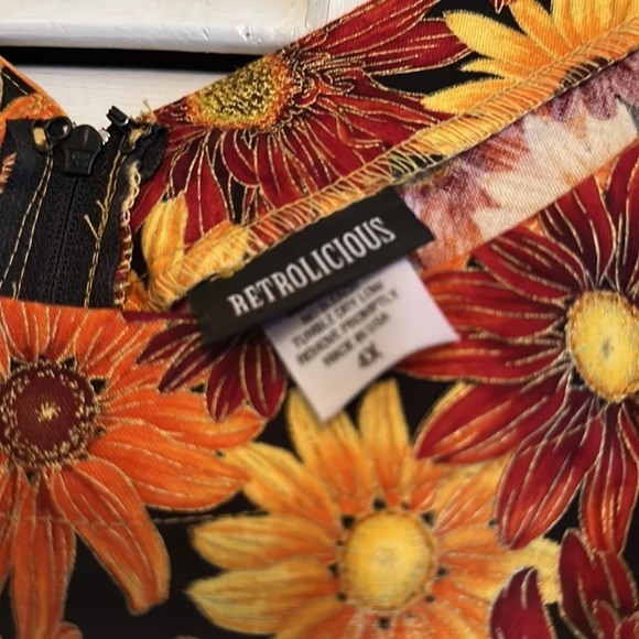 Retrolicious size 4 x sunflower dress - Picture 3 of 3